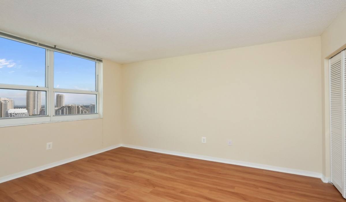 Apartment for rent at Yacht Club at Brickell, 1111 Brickell Bay Dr, Miami, FL 33131