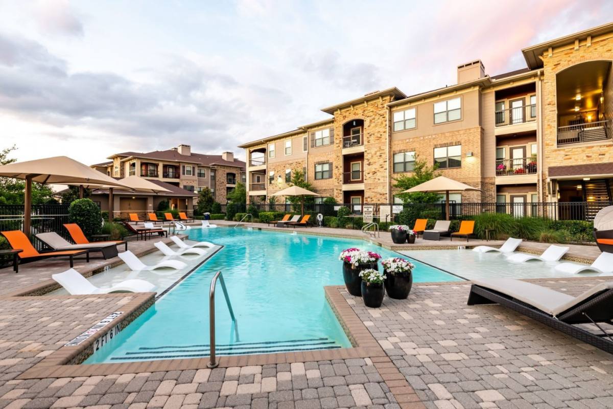 Apartment for rent at The Sovereign, 5301 N Tarrant Parkway, Keller, TX 76244