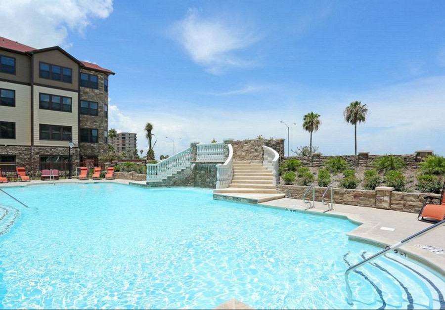 Apartment for rent at The Villas of Ocean Drive, 4657 Ocean Dr, Corpus Christi, TX 78412