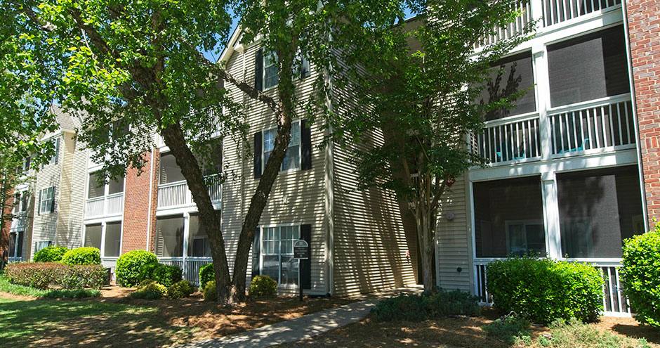 Apartment for rent at Creekside at Matthews, 12825 Vinings Creek Dr, Matthews, NC 28105
