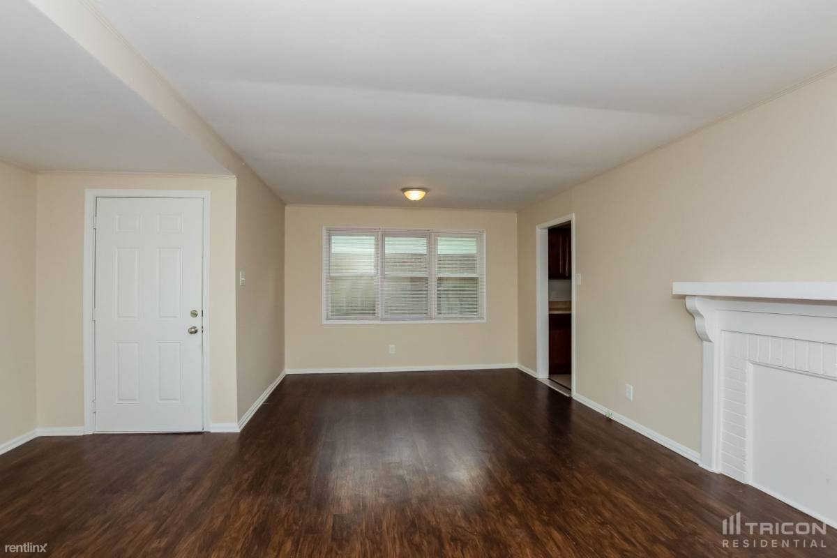 4634 Murrayhill Rd, Charlotte, NC 28209