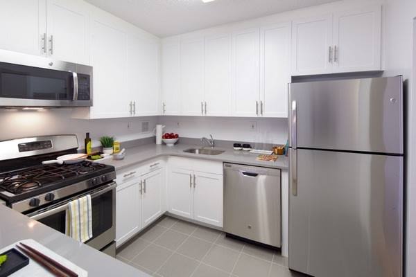 Apartment for rent at Atlantic, 31 River Court, Jersey City, NJ 07310