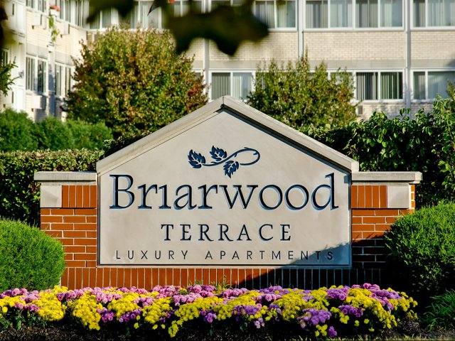 Apartment for rent at Briarwood Terrace, 1501 S Wolf Rd, Prospect Heights, IL 60070