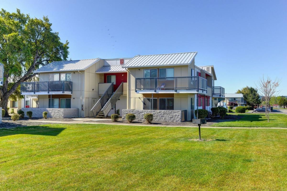 Apartment for rent at Addison Ranch, 200 Greenbriar Circle, Petaluma, CA 94954