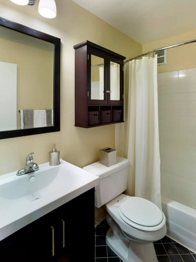 Apartment for rent at Vista, 2805 N 47th St, Philadelphia, PA 19131