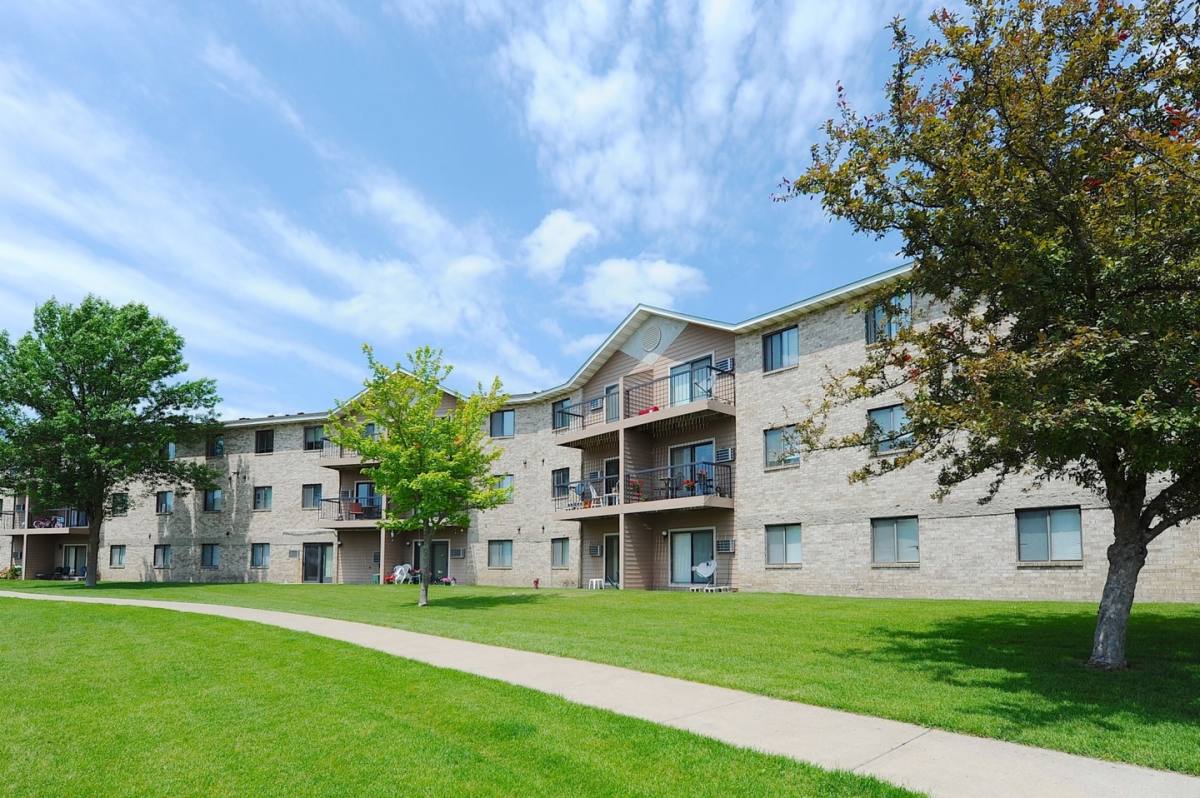 Apartment for rent at Elm Creek, 11719 Champlin Dr, Champlin, MN 55316