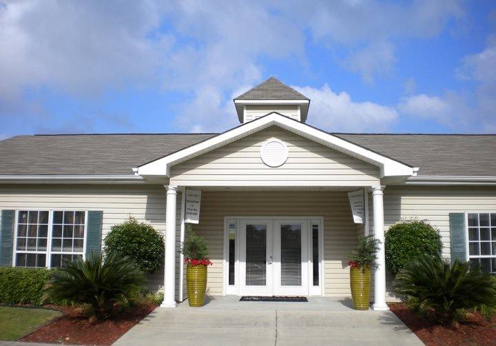 Apartment for rent at Cypress Park, 300 S Lehmberg Rd, Columbus, MS 39702