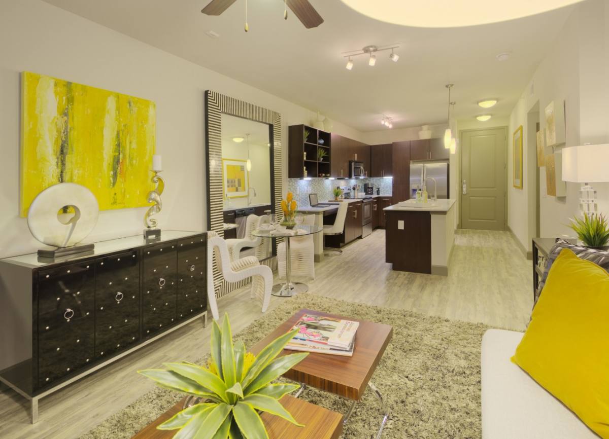 Apartment for rent at Pearl Midtown, 3101 Smith St, Houston, TX 77006