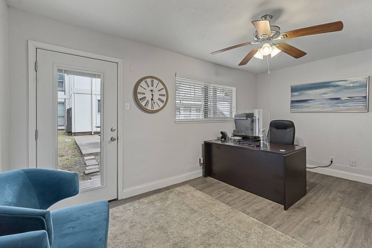 Apartment for rent at Sonoma, 2001 N Fitzhugh Ave, Dallas, TX 75204