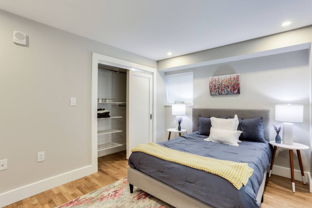 Apartment for rent at Whispering Oaks, 1310 N Oak St, Arlington, VA 22209
