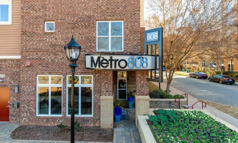 Apartment for rent at Metro 808, 808 Hawthorne Lane, Charlotte, NC 28204