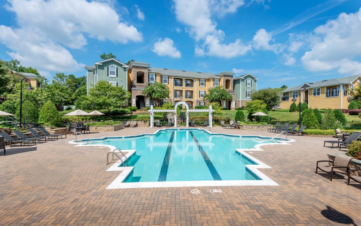 Apartment for rent at Cottonwood Reserve, 2325 Courtney Oaks Rd, Charlotte, NC 28217