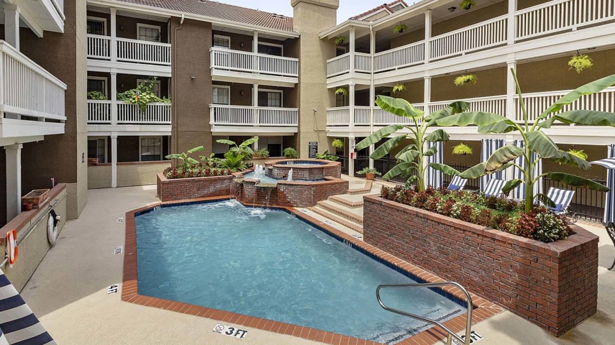 Apartment for rent at Lincoln Court, 3838 Rawlins St, Dallas, TX 75219