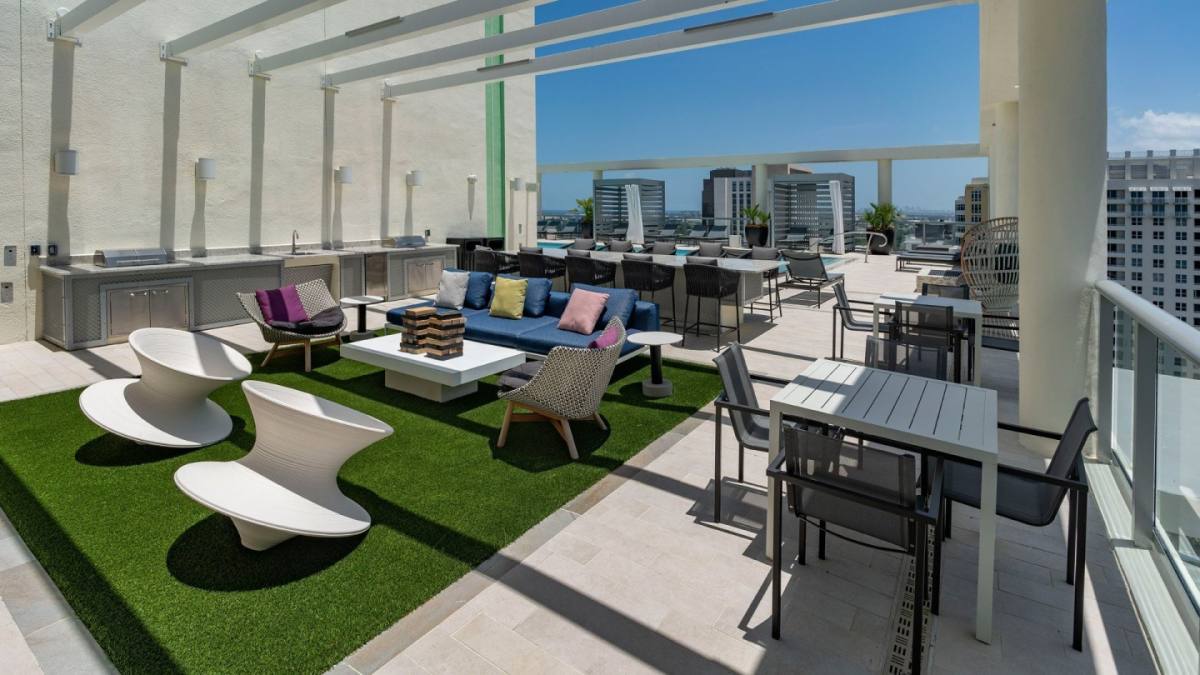 Apartment for rent at Four West Las Olas, 4 W Las Olas Blvd, Fort Lauderdale, FL 33301