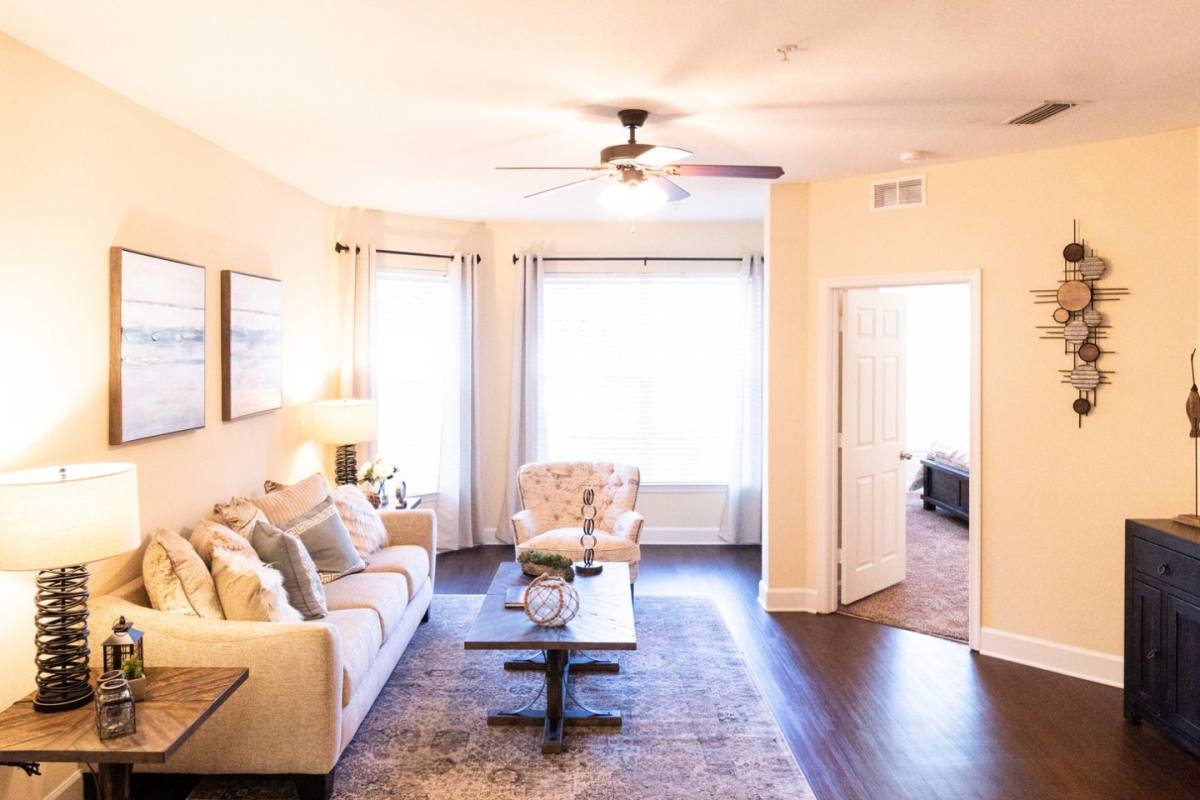 Apartment for rent at Cypress Pointe, 25 Knight Boxx Rd, Orange Park, FL 32065