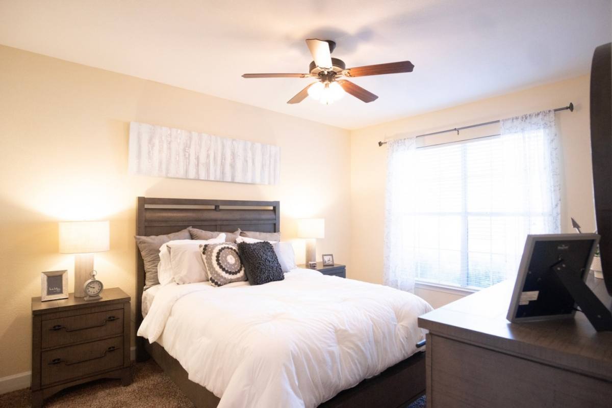 Apartment for rent at Cypress Pointe, 25 Knight Boxx Rd, Orange Park, FL 32065
