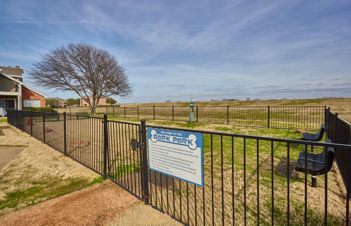 Apartment for rent at The Trails of Valley Ranch, 9478 Valley Ranch Parkway E, Irving, TX 75063