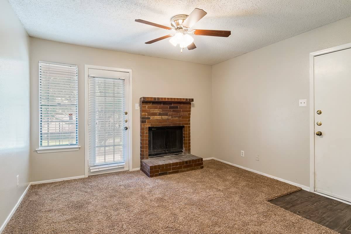 Townhouse for rent at Townhouse, 1001 Biloxi Dr, Ennis, TX 75119