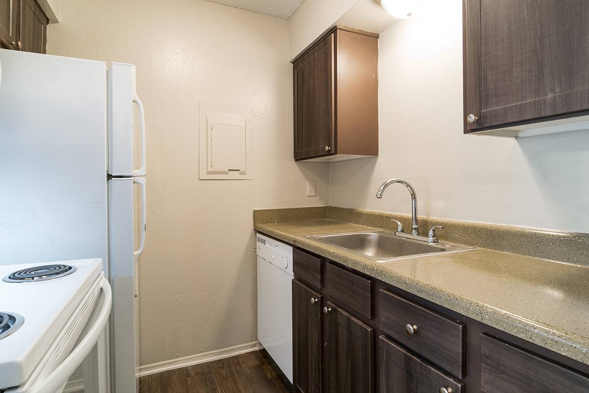 Townhouse for rent at Townhouse, 1001 Biloxi Dr, Ennis, TX 75119