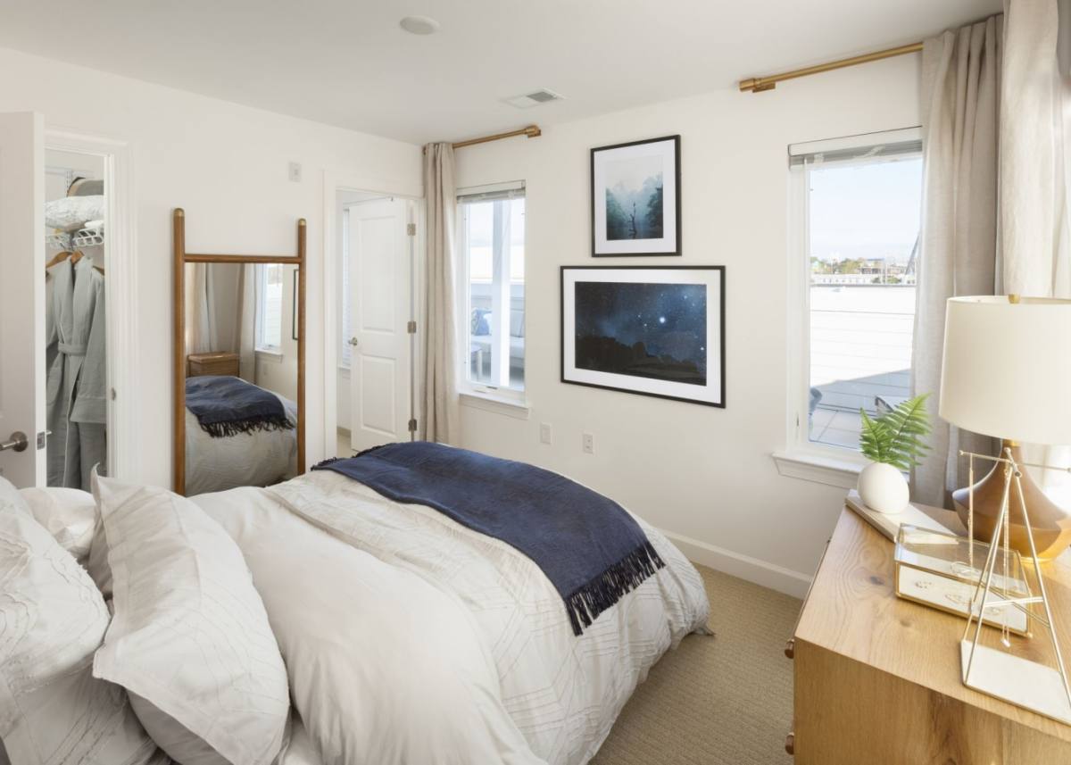 Townhouse for rent at The Bixby, 601 L St SE, Washington, DC 20003
