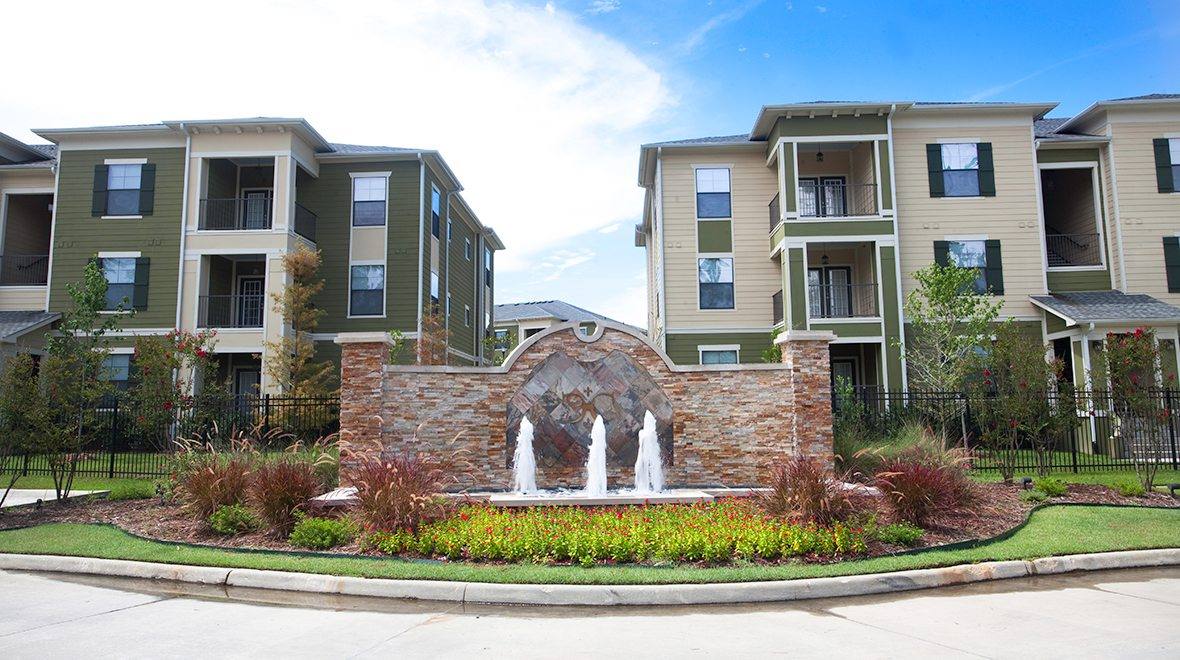 Apartment for rent at Chapel Creek, 200 Chapel Creek, Mandeville, LA 70471
