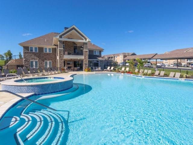 Apartment for rent at The Retreat at Tiffany Woods, 9519 N Ambassador Dr, Kansas City, MO 64154