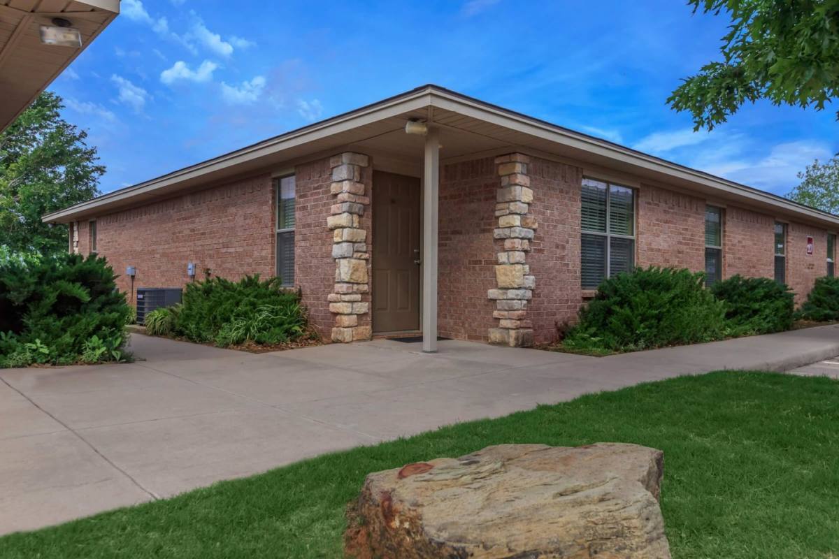 Apartment for rent at Stone Gate Terrace, 5201 Central E Freeway, Wichita Falls, TX 76306