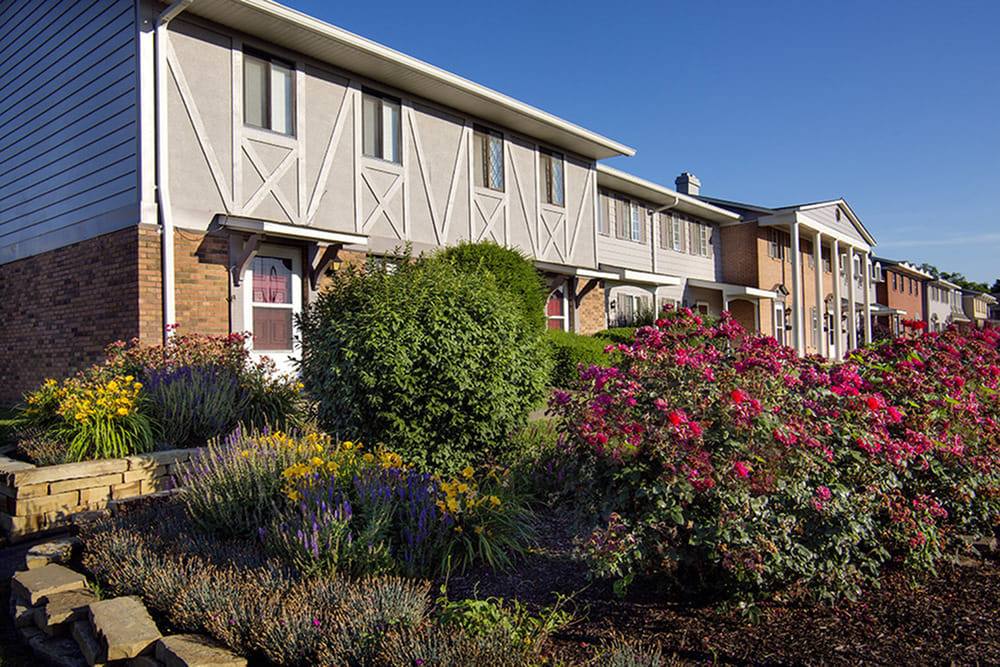 Townhouse for rent at North Park, 1125 Wellington Dr, Evansville, IN 47710