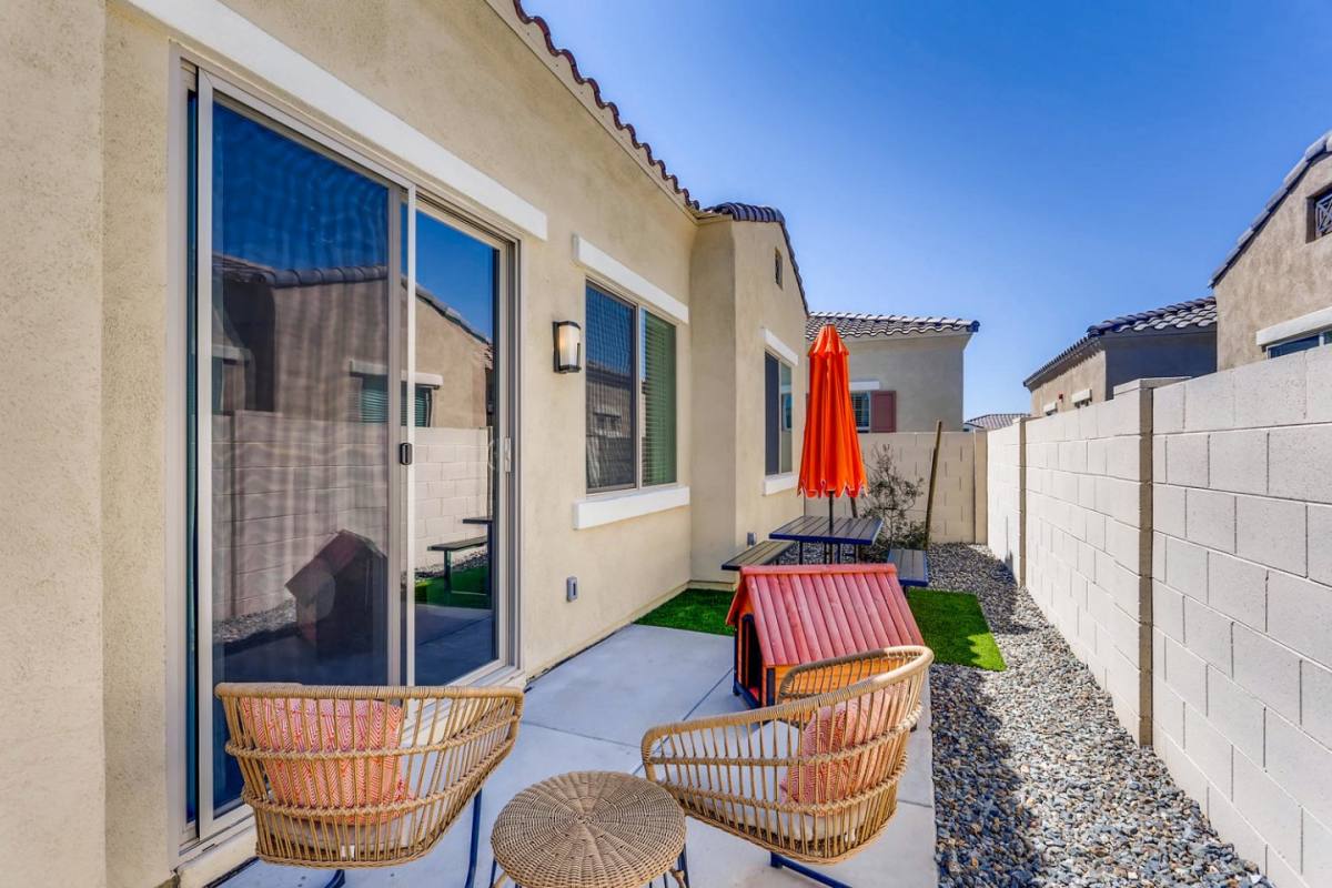 Apartment for rent at Avilla Camelback Ranch, 10770 W Highland Ave, Phoenix, AZ 85037