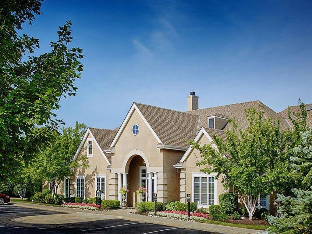 Apartment for rent at Jefferson Pointe, 11810 Farley St, Overland Park, KS 66210