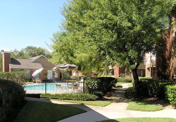 Apartment for rent at Hickory Hill, 1000 Hicks St, Tomball, TX 77375
