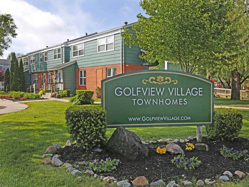 Apartment for rent at Golfview Village, 620 Willow Pond Rd, Rantoul, IL 61866