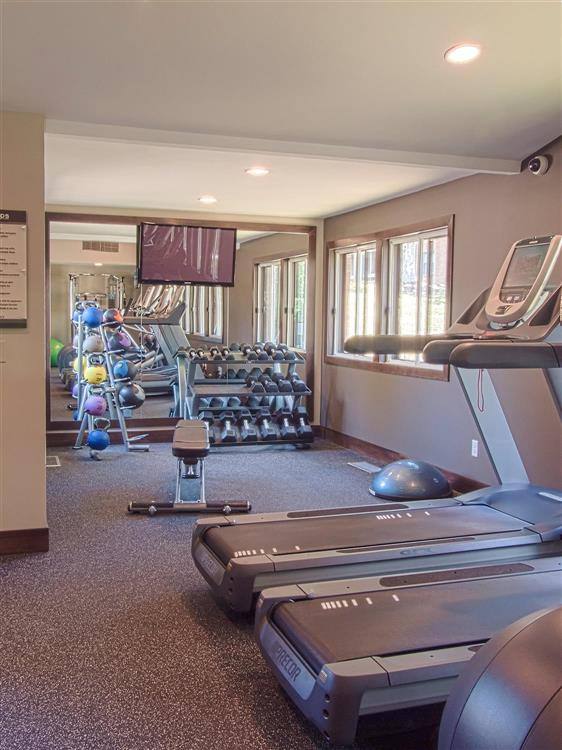 Apartment for rent at The Woodlands of Minnetonka, 10275 Greenbrier Rd, Hopkins, MN 55305
