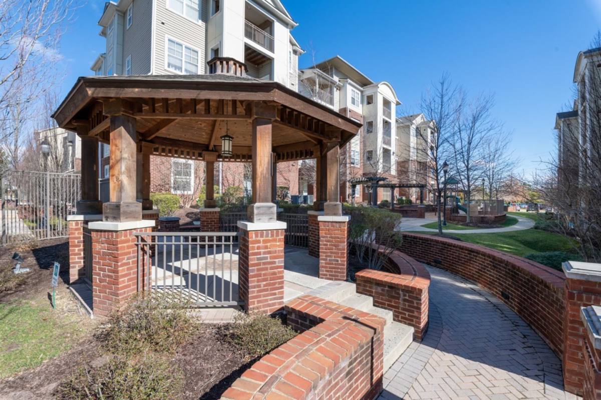 Apartment for rent at The Preserve at Catons Crossing, 2760 Green Ash Loop, Woodbridge, VA 22192