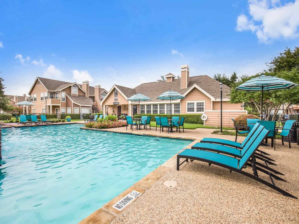 Apartment for rent at Highlands of Valley Ranch, 9500 E Valley Ranch Parkway, Irving, TX 75063