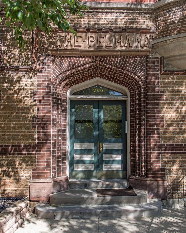 Apartment for rent at The Pelham, 326 W Dickens Ave, Chicago, IL 60614