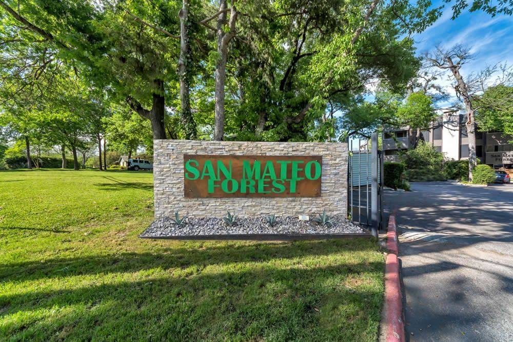 Townhouse for rent at San Mateo Forest, 7110 San Mateo Blvd, Dallas, TX 75223