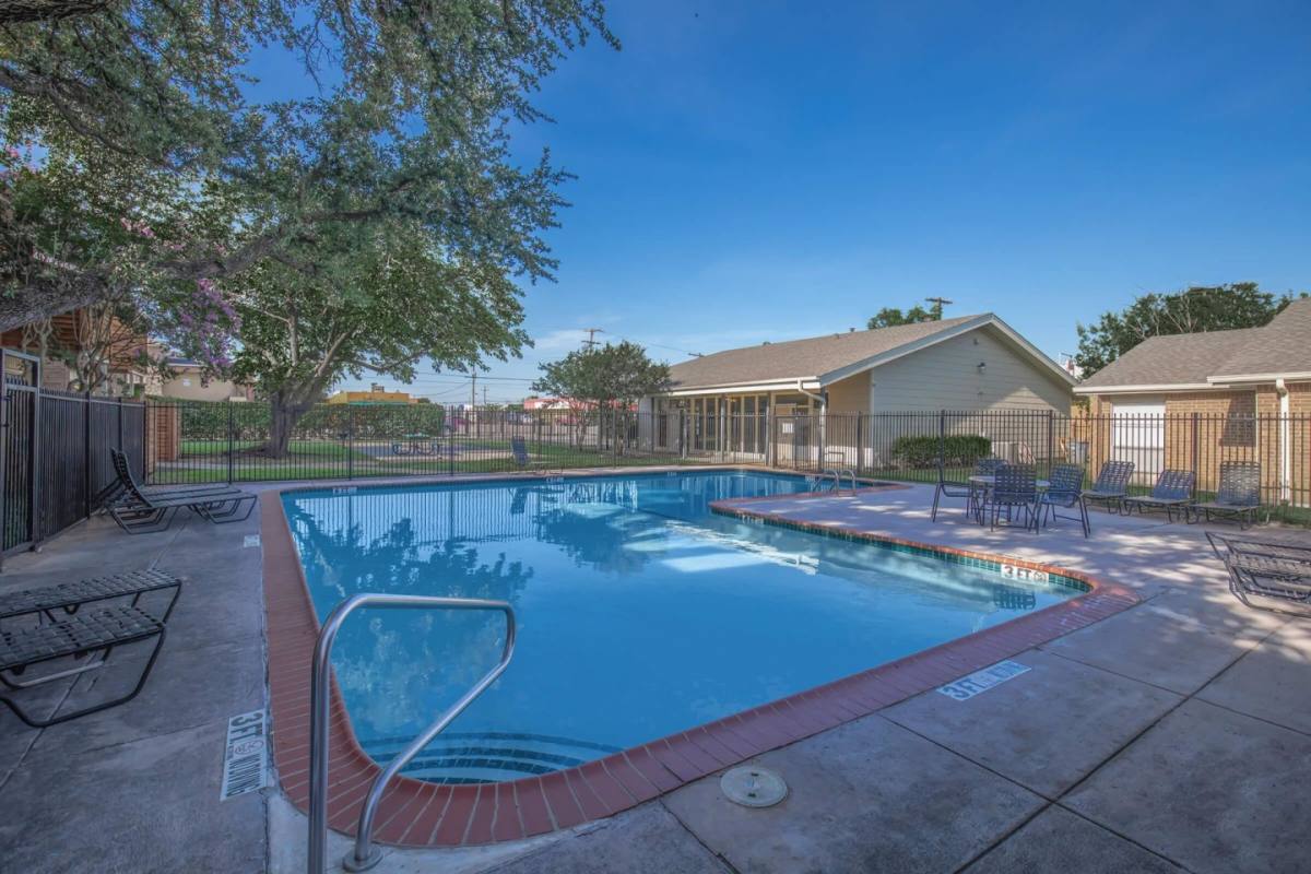 Apartment for rent at Villas Del Rey, 8117 Barclay St, Dallas, TX 75227
