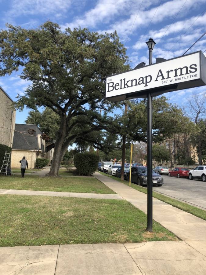 Apartment for rent at Belknap Arms, 307 W Mistletoe Ave, San Antonio, TX 78212