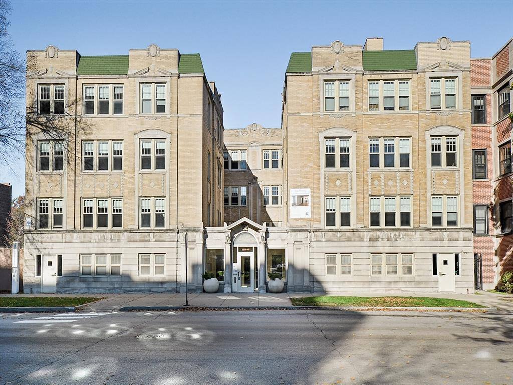 Apartment for rent at Ivy Trilogy, 1334 E Hyde Park Blvd, Chicago, IL 60615