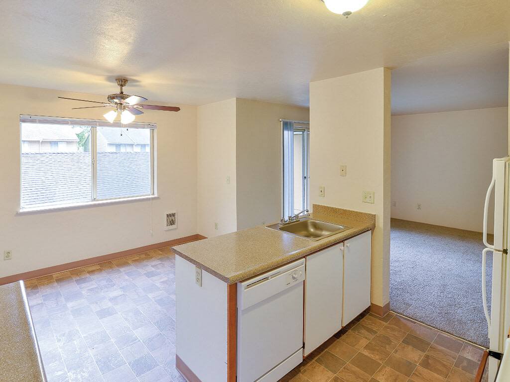 Apartment for rent at Columbia Ridge, 15910 NE Sandy Blvd, Portland, OR 97230