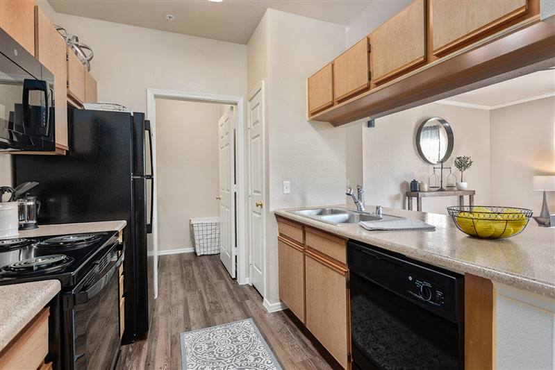 Apartment for rent at San Riva, 2155 E Liberty Lane, Phoenix, AZ 85048