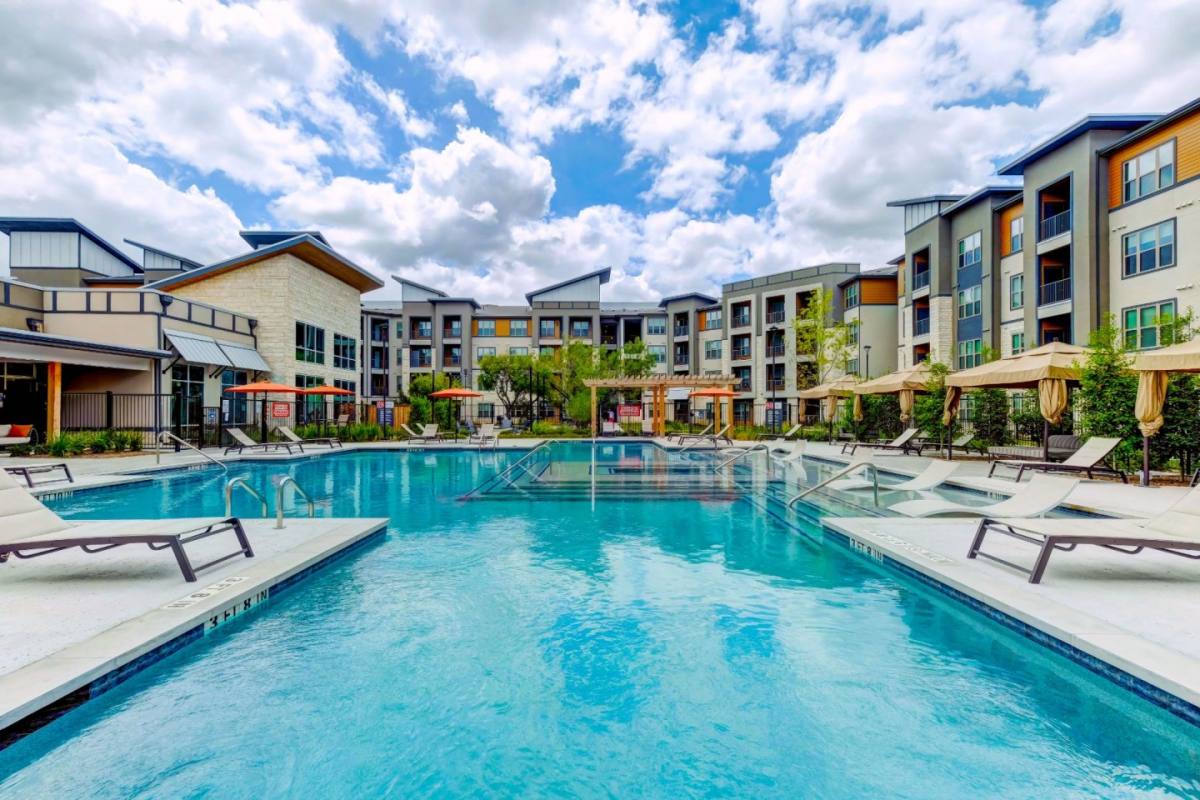 Apartment for rent at Oxly, 5810 Utsa Dr, San Antonio, TX 78249