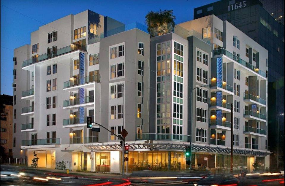 Apartment for rent at The Bw, 1168 S Barrington Ave, Los Angeles, CA 90049