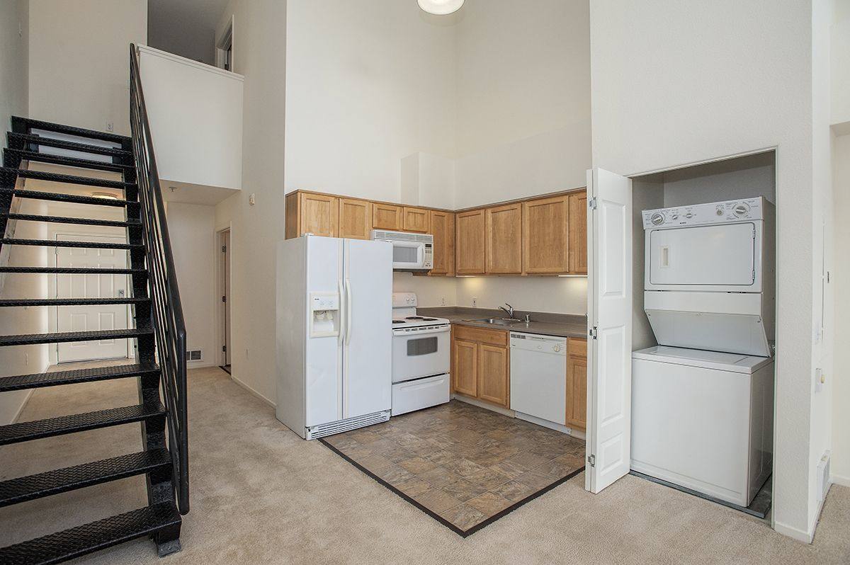 Apartment for rent at The Lofts at Albert Park, 155 Andersen Dr, San Rafael, CA 94901