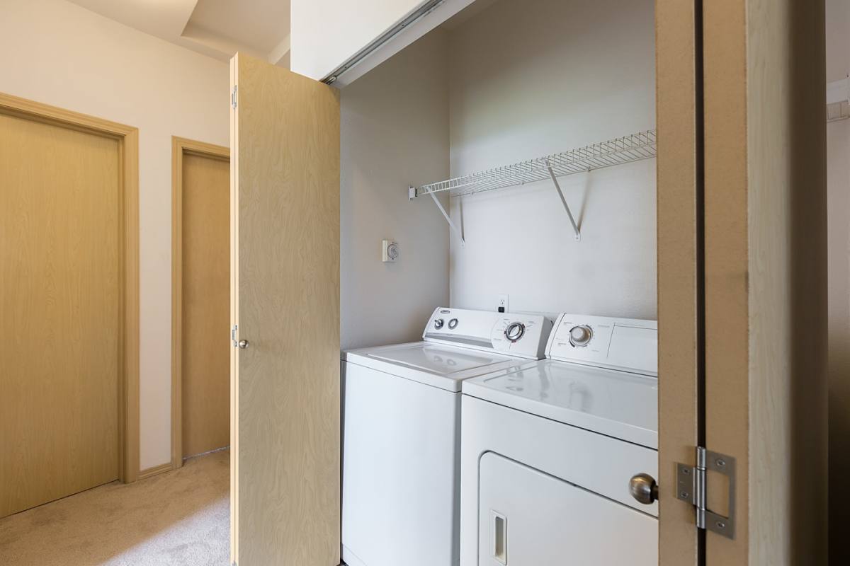 Townhouse for rent at Borgata & Townhomes, 400 S 50th St, Renton, WA 98055