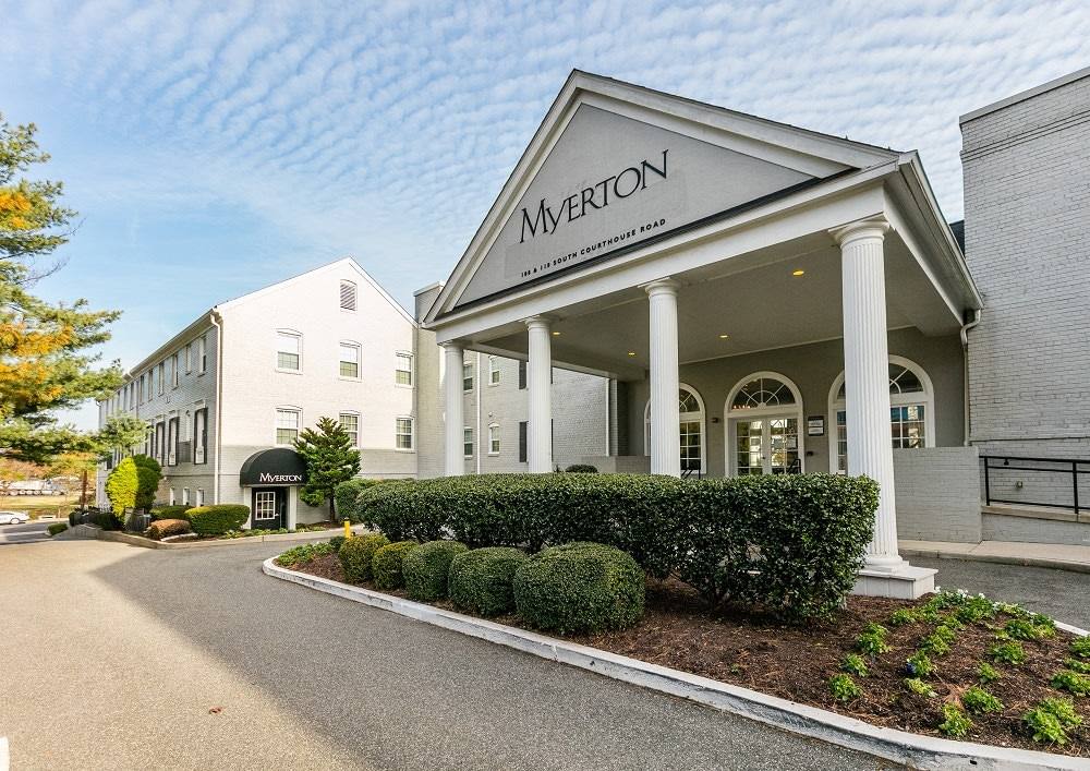 Apartment for rent at Myerton, 108 S Courthouse Rd, Arlington, VA 22204