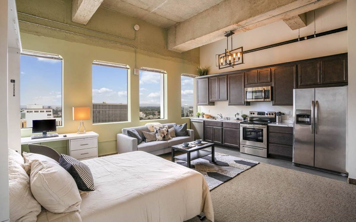 Apartment for rent at 888 on Main, 888 N Main St, Santa Ana, CA 92701