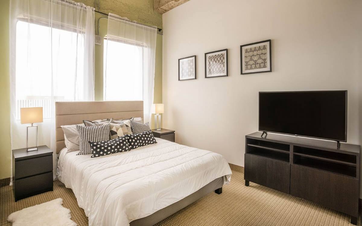 Apartment for rent at 888 on Main, 888 N Main St, Santa Ana, CA 92701