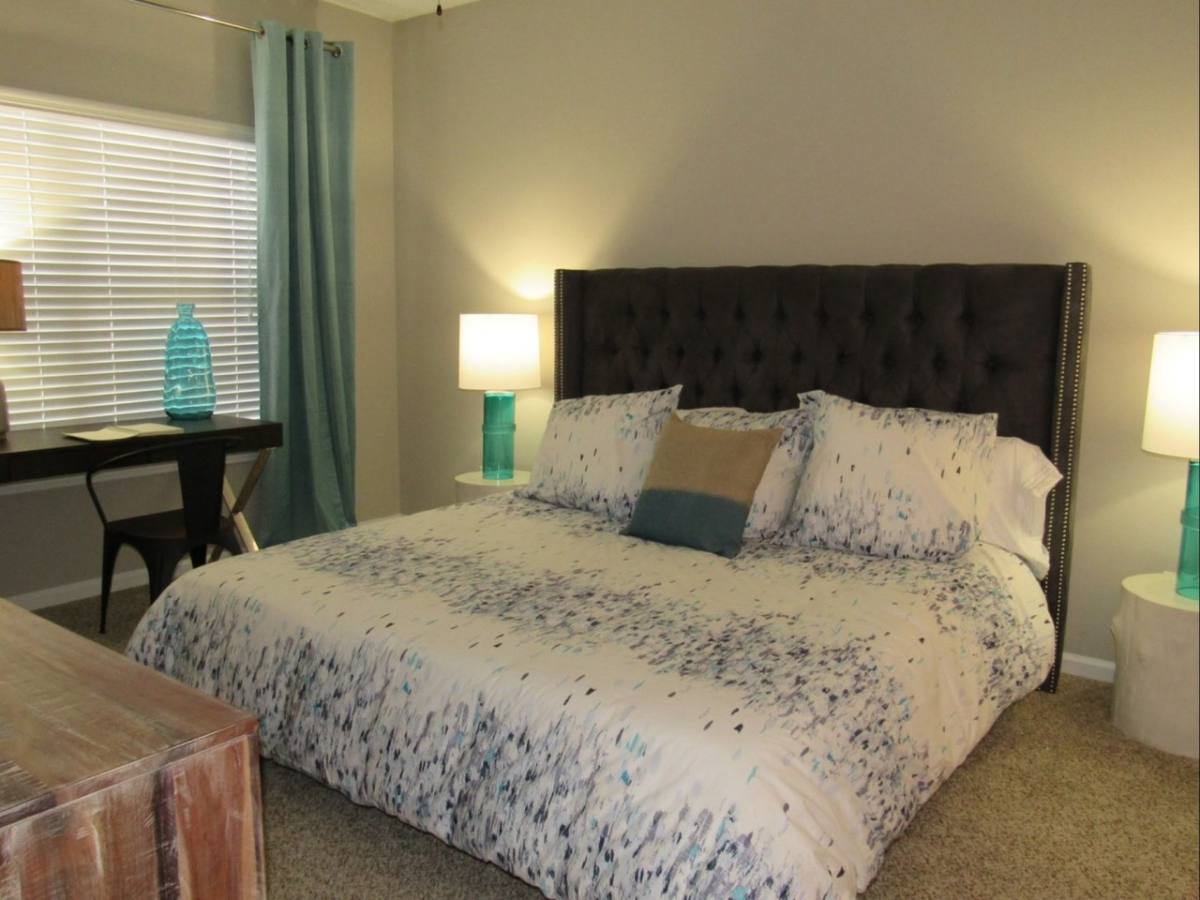 Apartment for rent at Aventura at Oak Mountain, 1 Stonecrest Dr, Birmingham, AL 35242